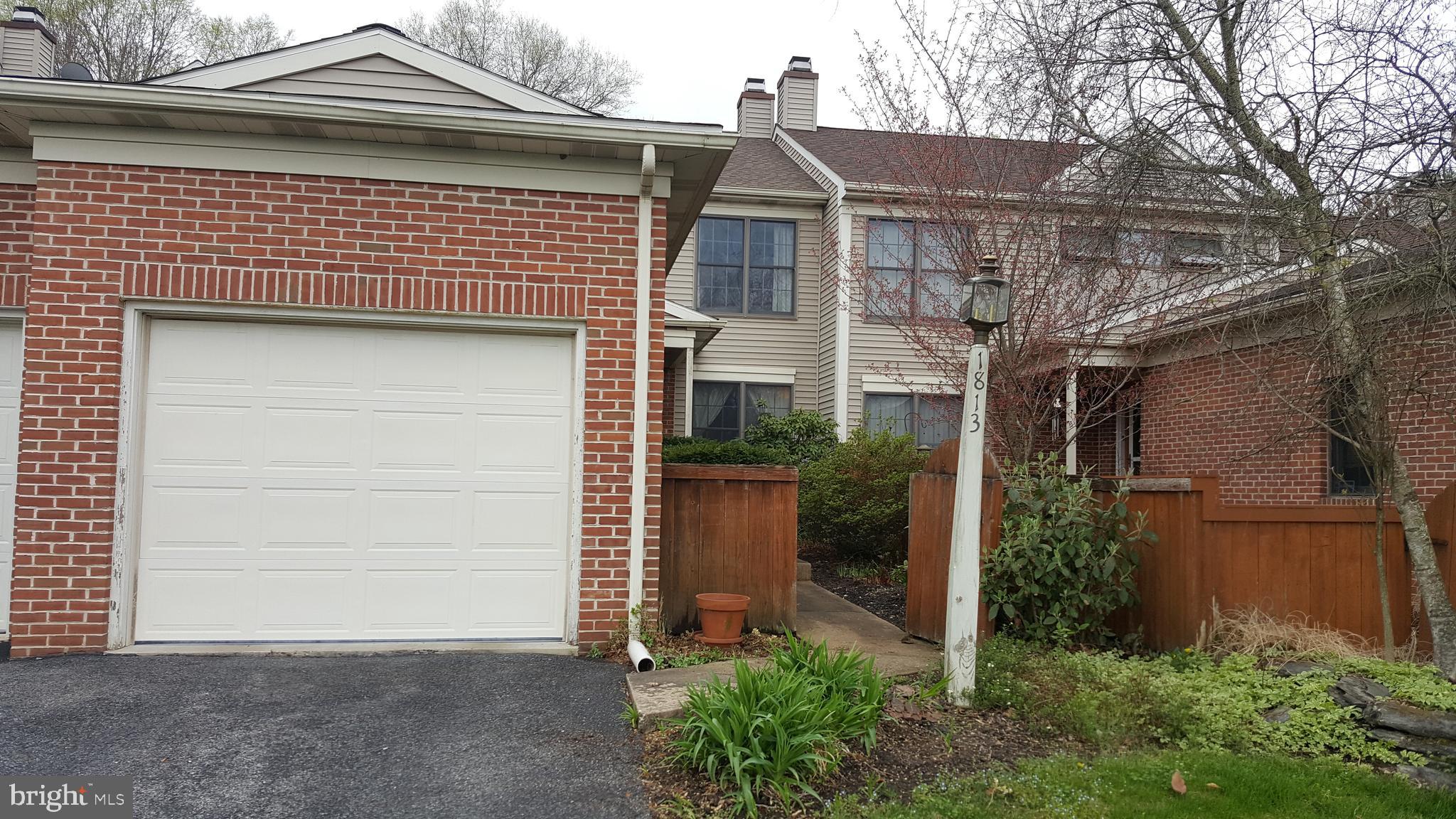 1813 Spring Ridge Lane Lancaster, PA 17603 - Photo 1 of 33 Gallery Image 1