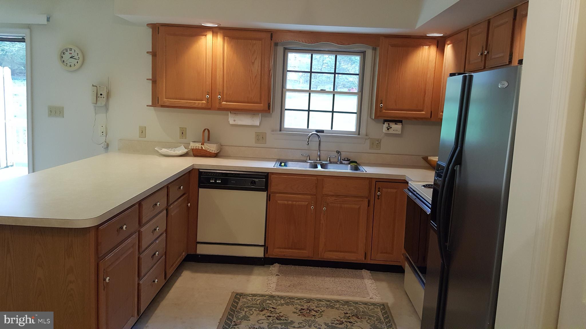 1813 Spring Ridge Lane Lancaster, PA 17603 - Photo 13 of 33 Gallery Image 13