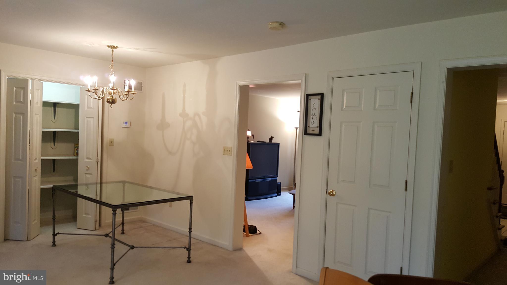 1813 Spring Ridge Lane Lancaster, PA 17603 - Photo 16 of 33 Gallery Image 16