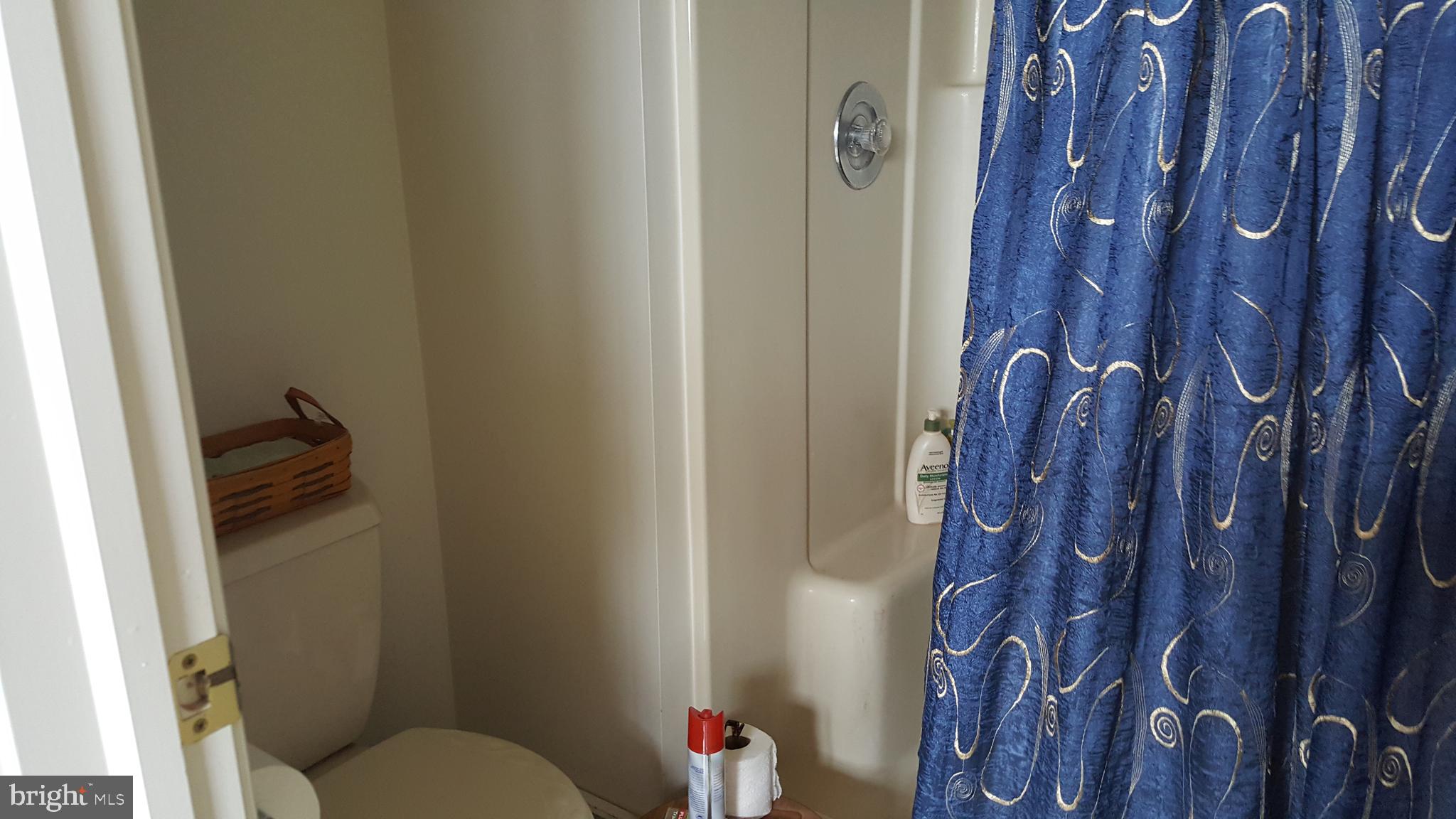 1813 Spring Ridge Lane Lancaster, PA 17603 - Photo 24 of 33 Gallery Image 24