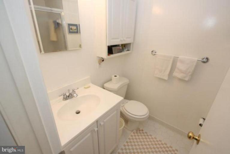 8527 Atwell Road Potomac, MD 20854 - Photo 13 of 19 Master Bath