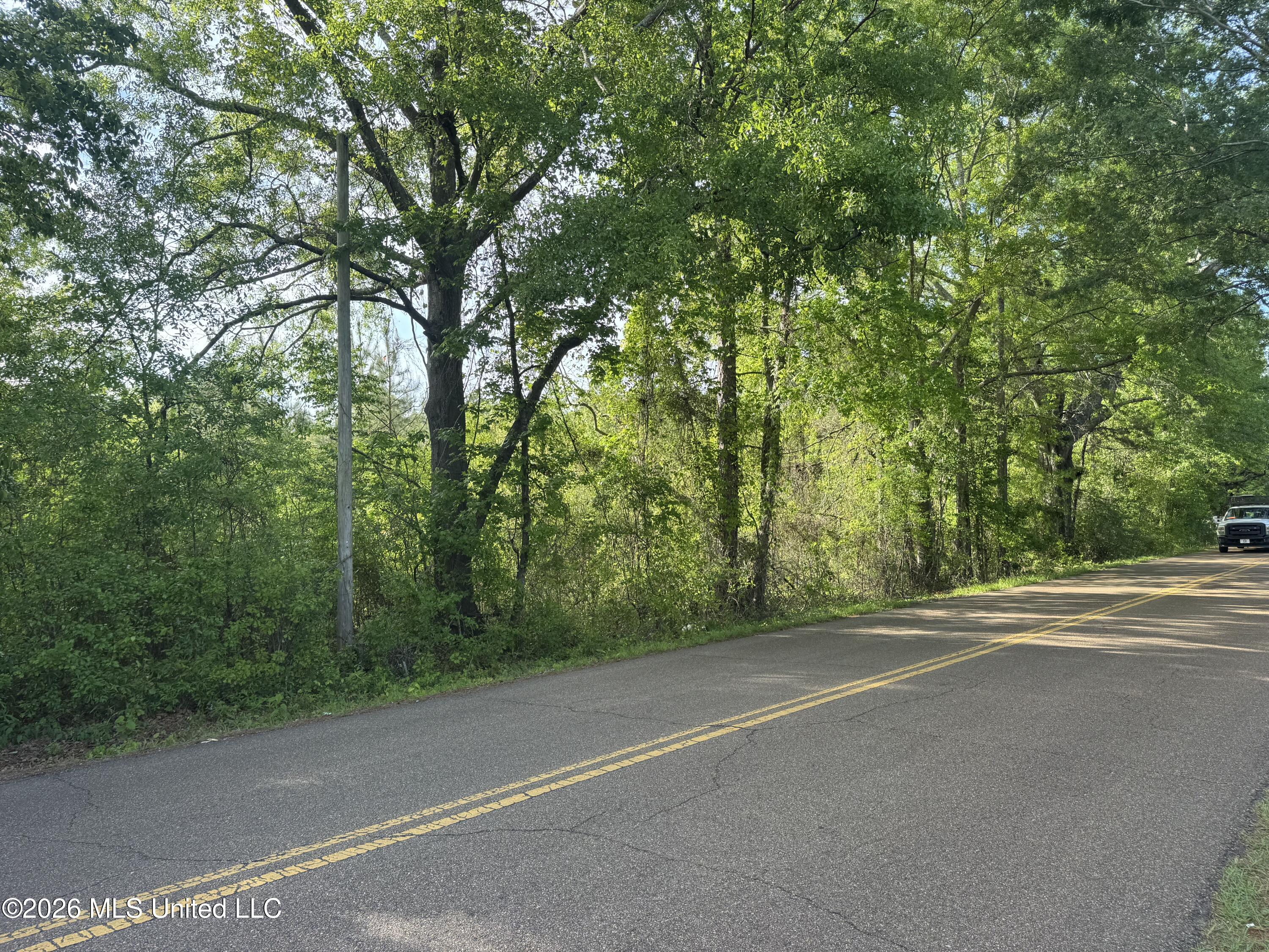 1311 North Jackson Street Brookhaven, MS 39601 - Photo 5 of 40 Photo Apr 07 2026, 17 16 04