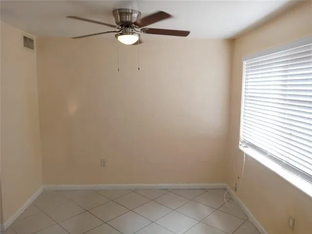 $1,900 | Undisclosed Address, Sunrise, FL 33313