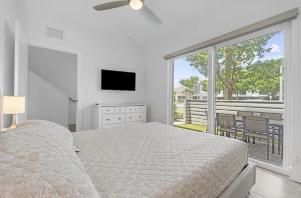 $8,500 | 1367 North Ocean Boulevard, Pompano Beach, FL 33062