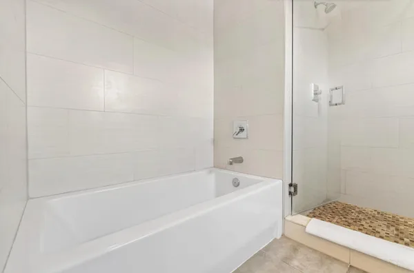 $8,500 | 1367 North Ocean Boulevard, Pompano Beach, FL 33062