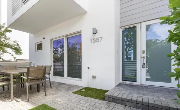 $8,500 | 1367 North Ocean Boulevard, Pompano Beach, FL 33062