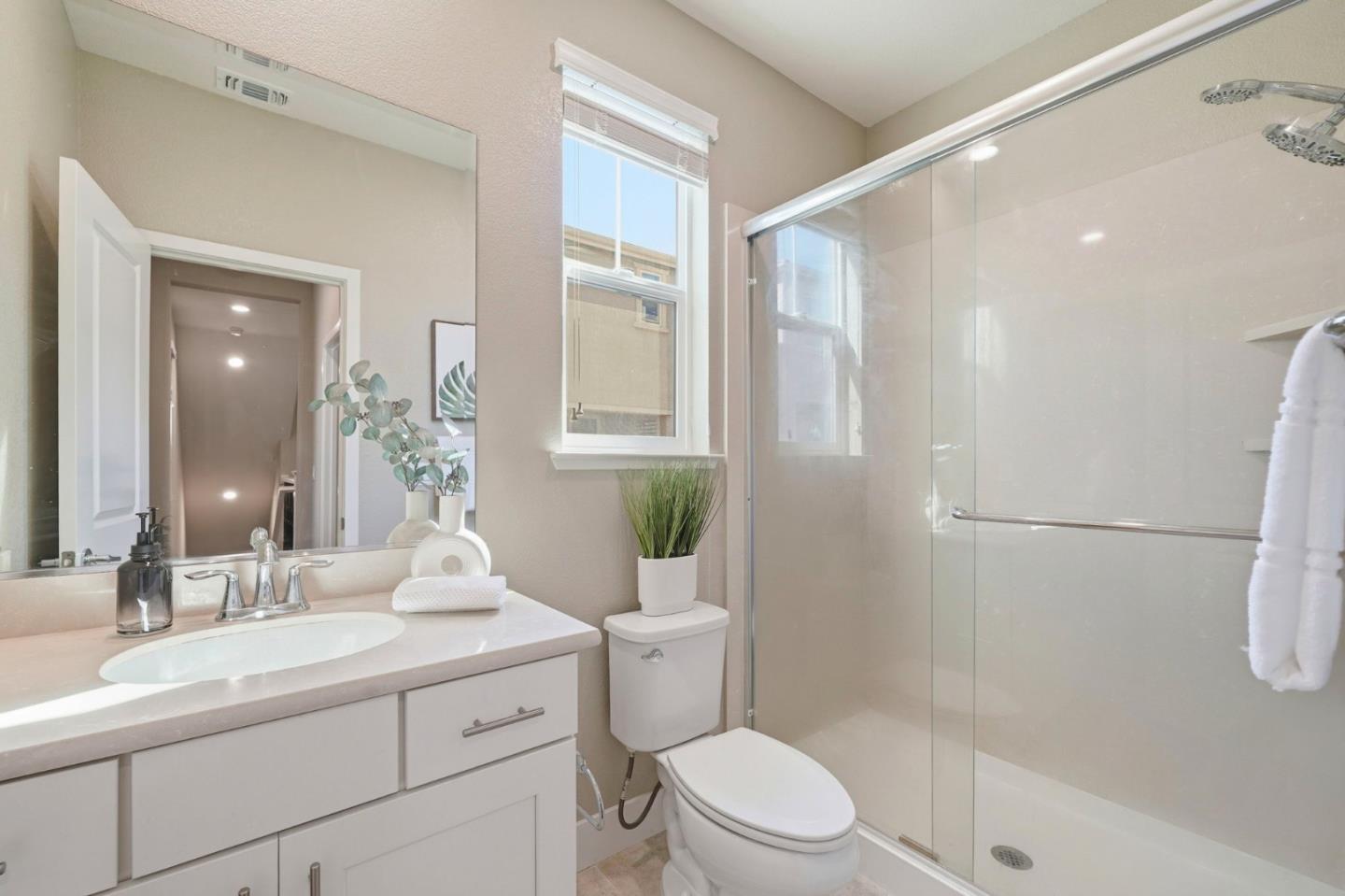 2813 Stringham Way Dublin, CA 94568 - Photo 11 of 40