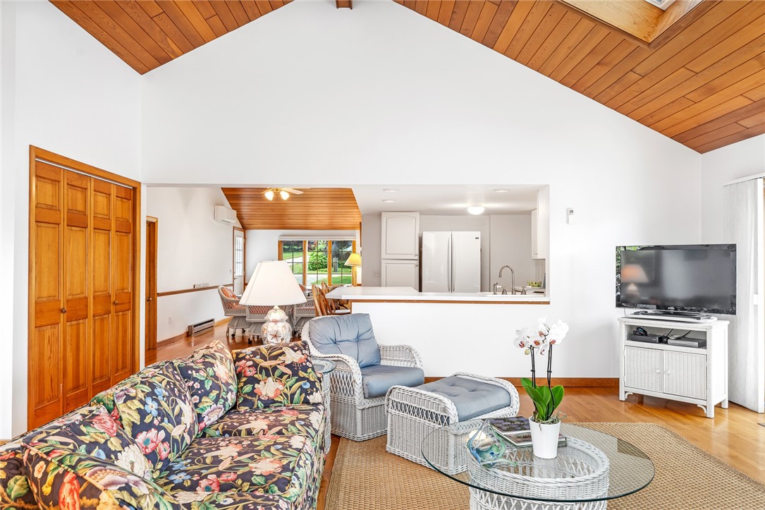 44 Fenway Road Westerly, RI 02891 - Photo 11 of 40