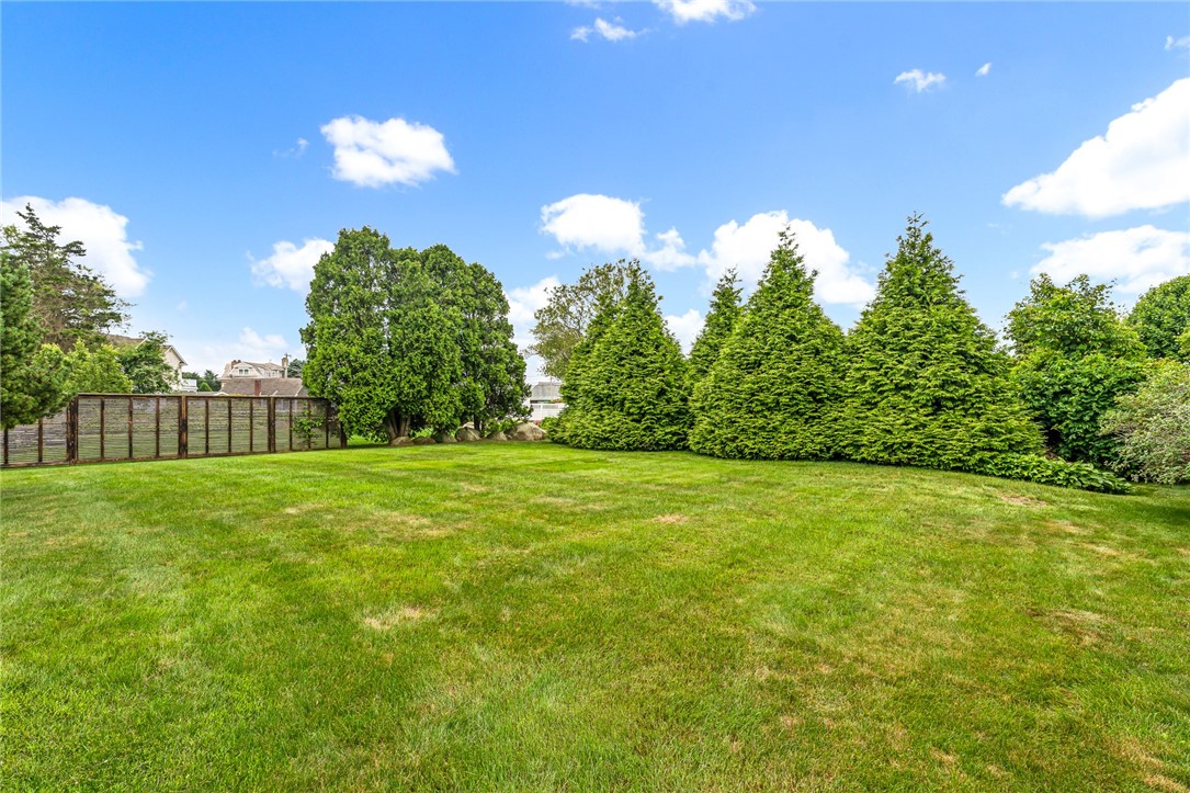 44 Fenway Road Westerly, RI 02891 - Photo 27 of 40
