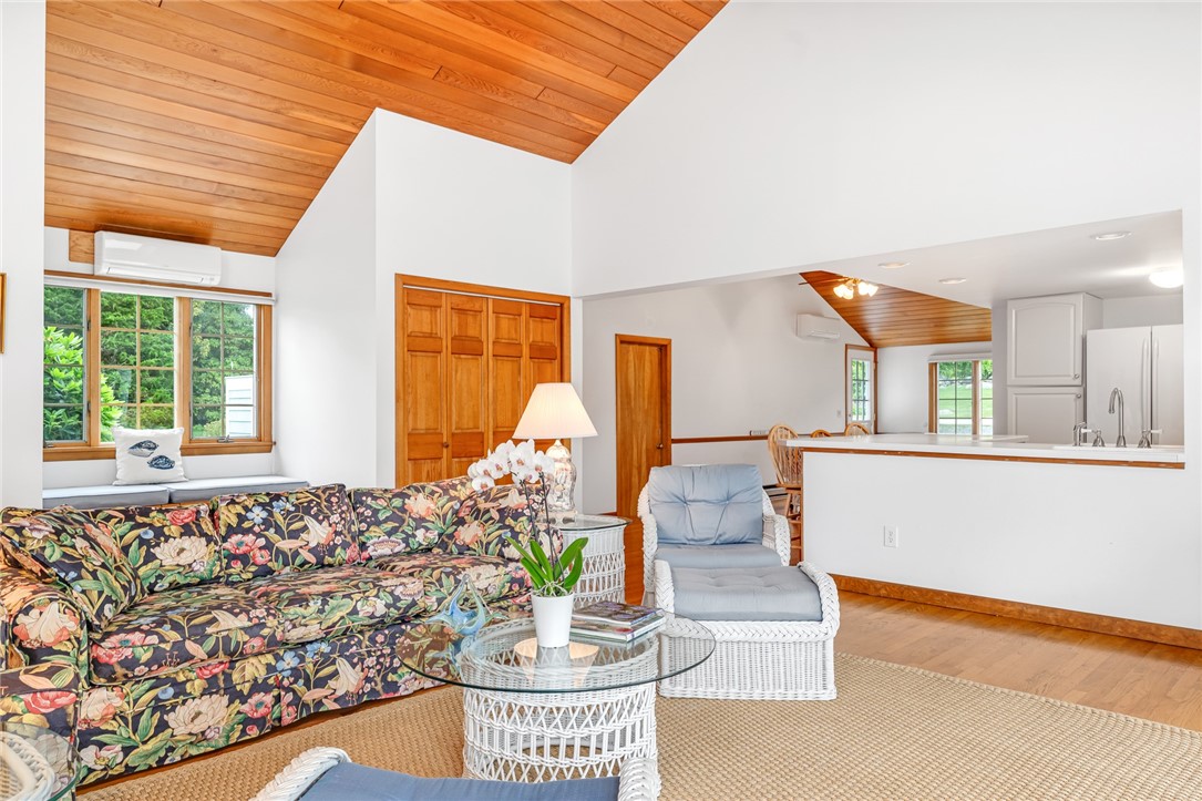 44 Fenway Road Westerly, RI 02891 - Photo 5 of 40