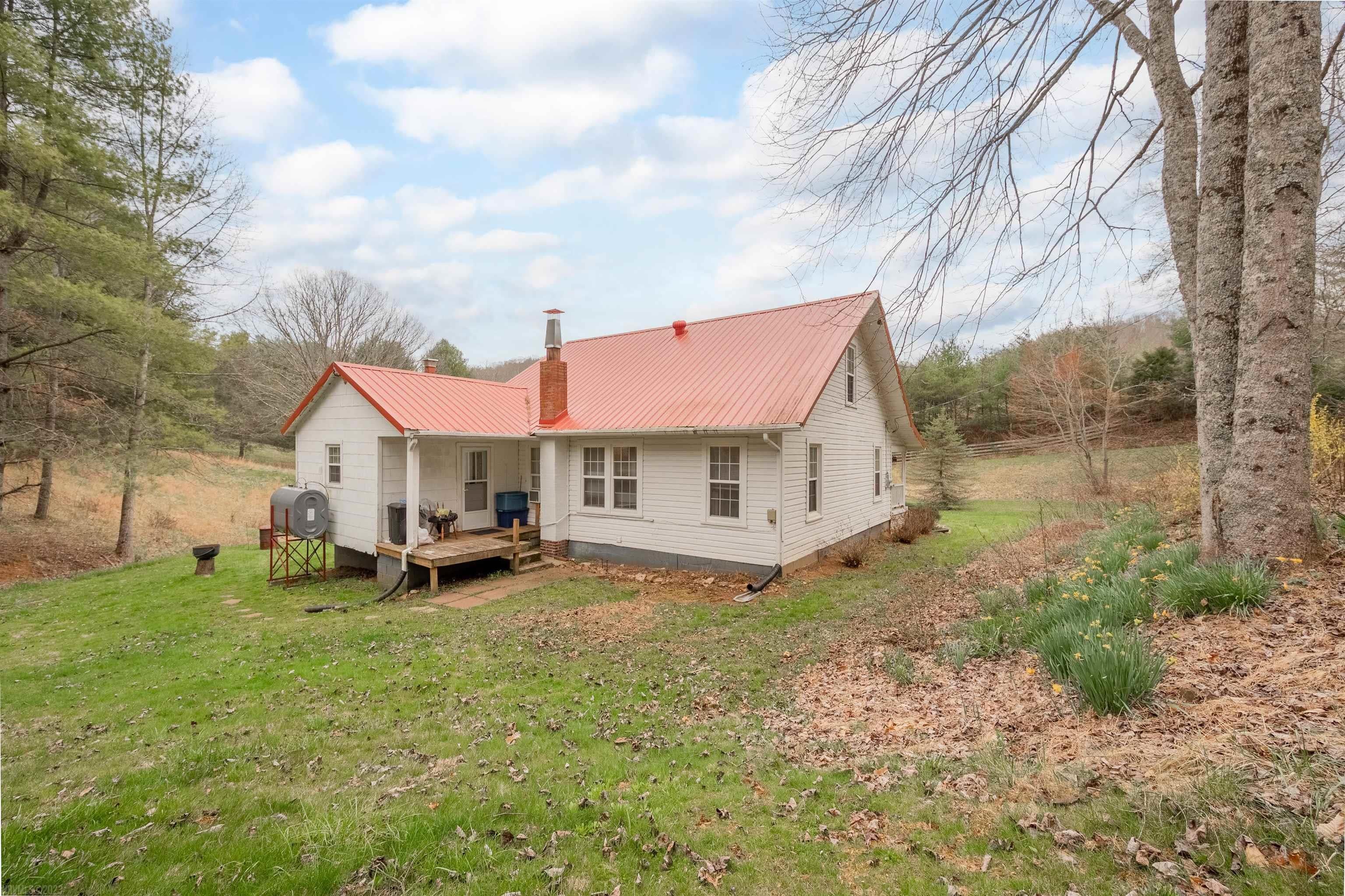413 Silver Leaf Road Dugspur, VA 24325 - Photo 82 of 103 Gallery Image 82