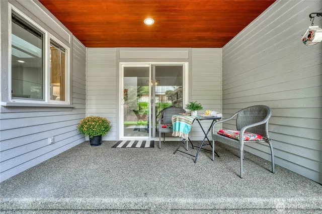 $559,950 | 5203 53rd Street West, University Place, WA 98467