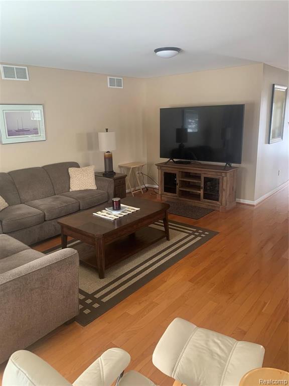 658 Allen Road Milan, MI 48160 - Photo 4 of 18