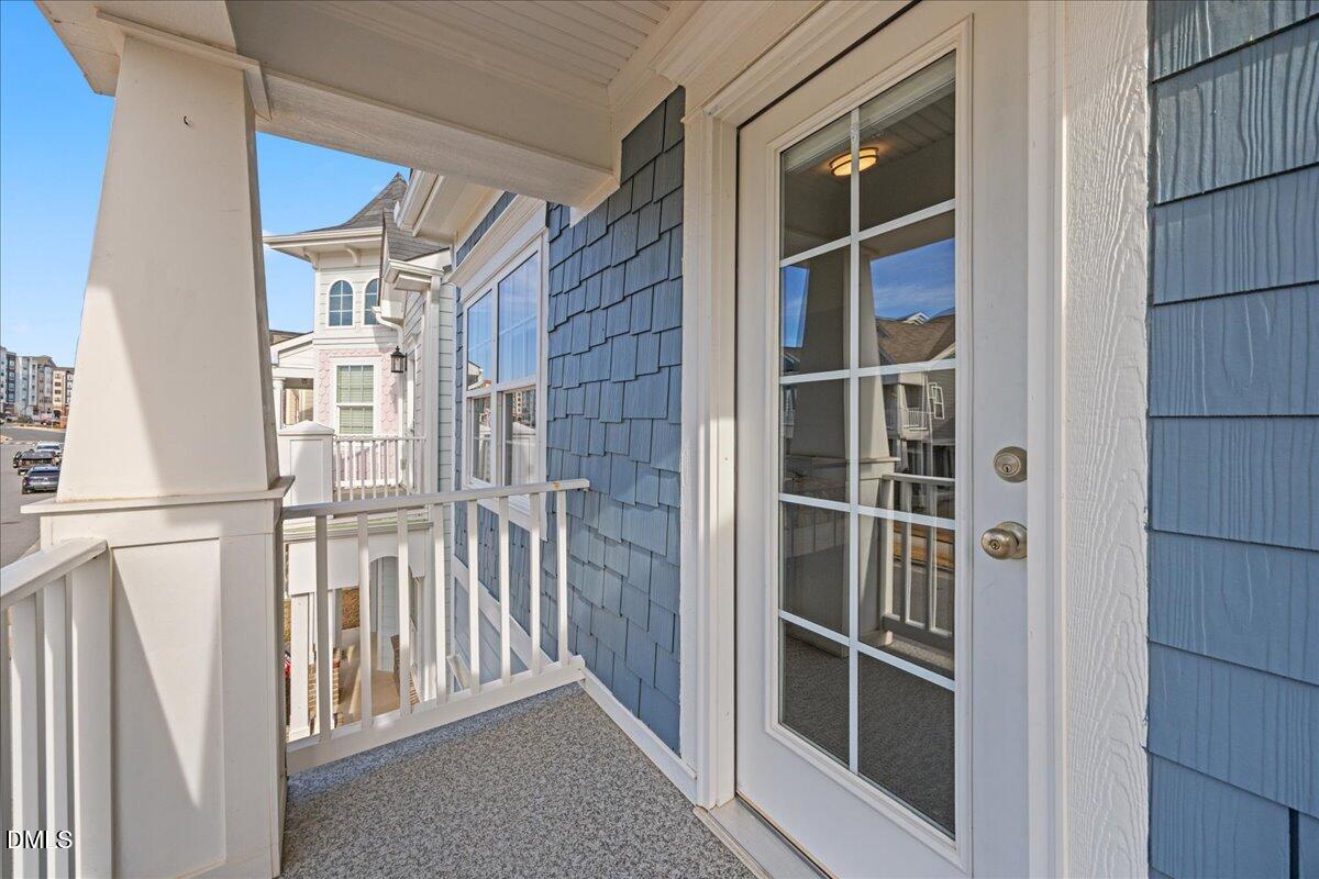 1153 Russet Lane Apex, NC 27523 - Photo 13 of 32 26-2A1A8975