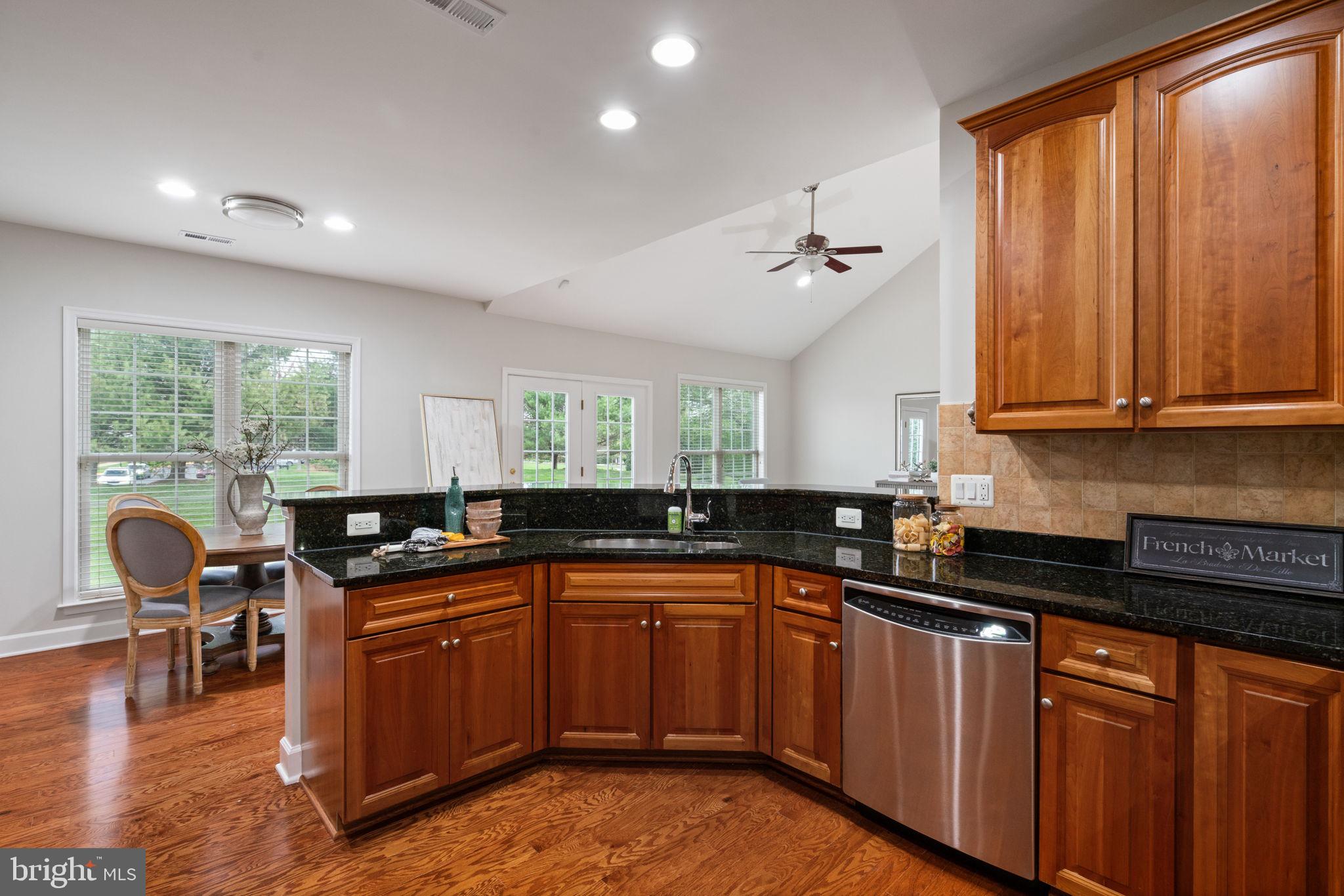 20638 Golden Ridge Drive Ashburn, VA 20147 - Photo 19 of 50 Gallery Image 19