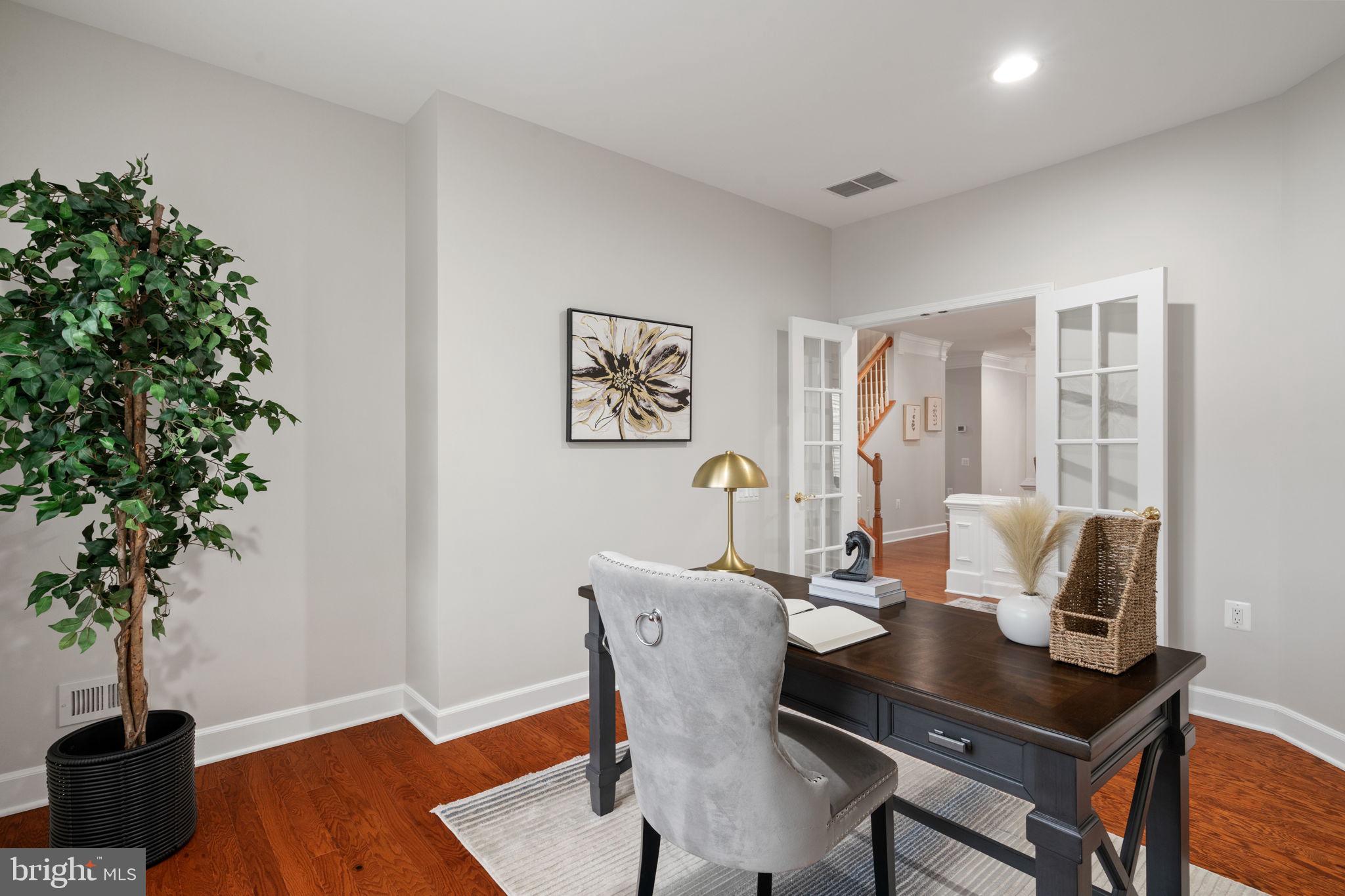 20638 Golden Ridge Drive Ashburn, VA 20147 - Photo 34 of 50 Gallery Image 34