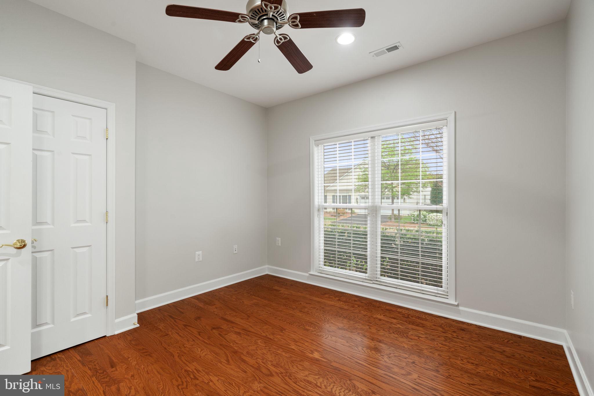 20638 Golden Ridge Drive Ashburn, VA 20147 - Photo 35 of 50 Gallery Image 35