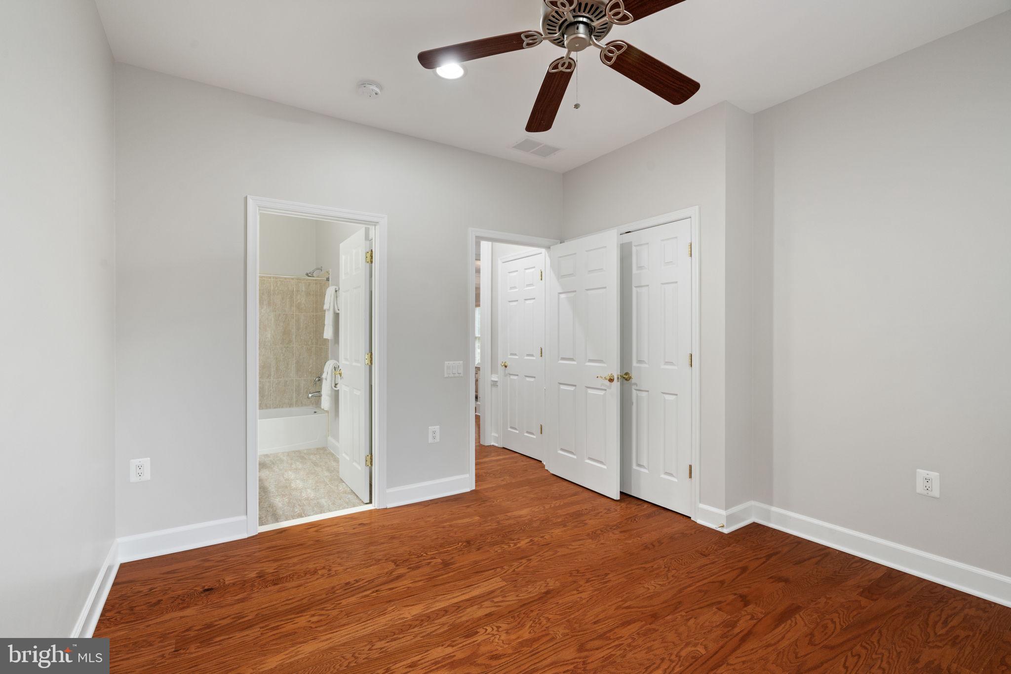 20638 Golden Ridge Drive Ashburn, VA 20147 - Photo 36 of 50 Gallery Image 36