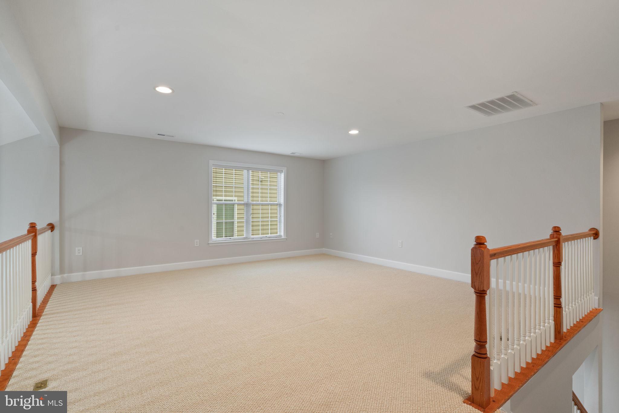 20638 Golden Ridge Drive Ashburn, VA 20147 - Photo 39 of 50 Gallery Image 39