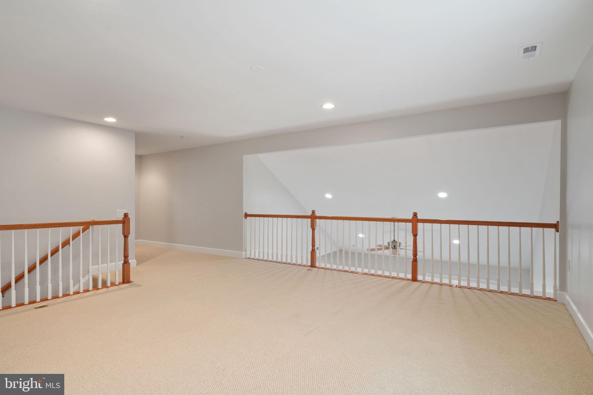 20638 Golden Ridge Drive Ashburn, VA 20147 - Photo 40 of 50 Gallery Image 40
