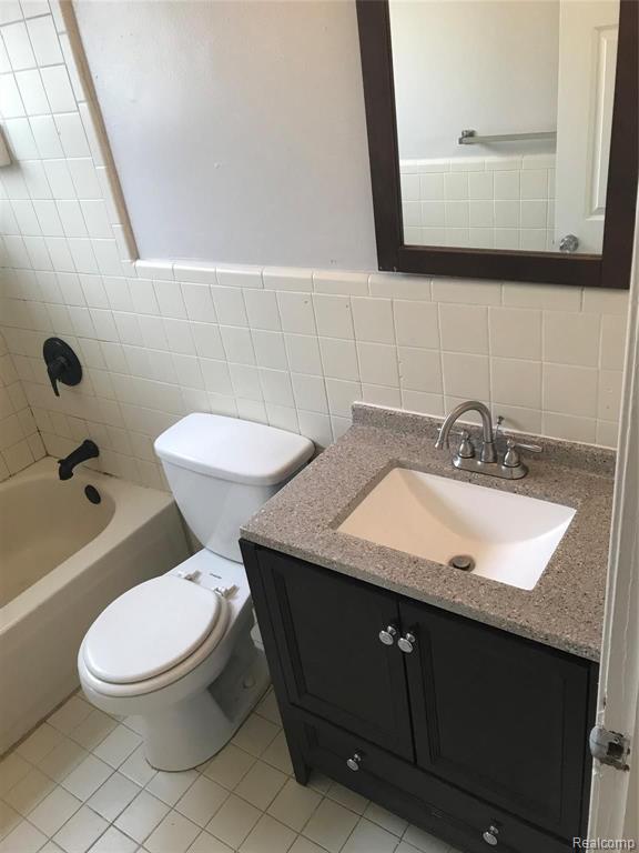 8082 Robert Street Taylor, MI 48180 - Photo 11 of 14