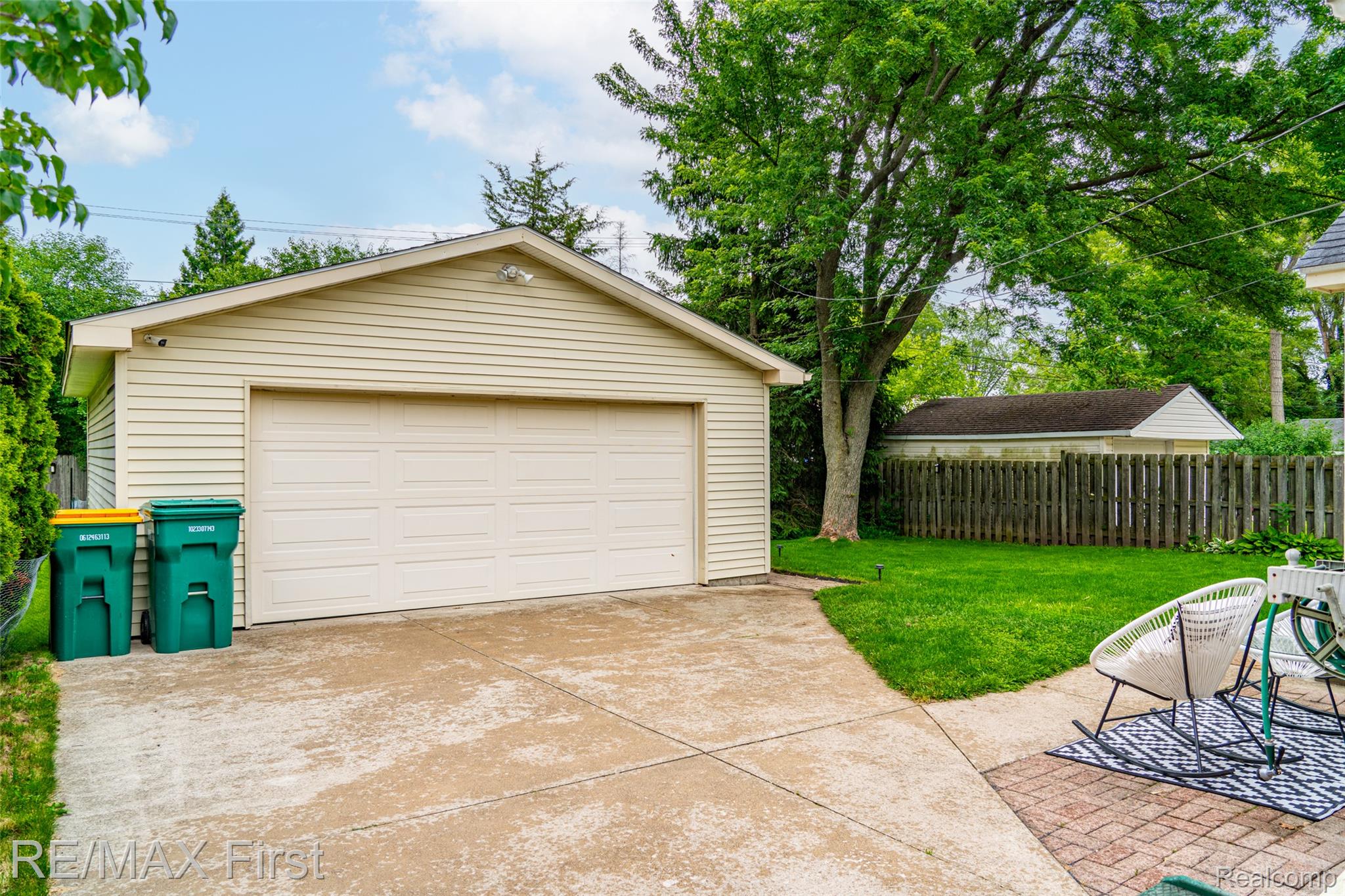 24024 Colchester Street Farmington, MI 48336 - Photo 8 of 43 COLCHESTER-33.jpg