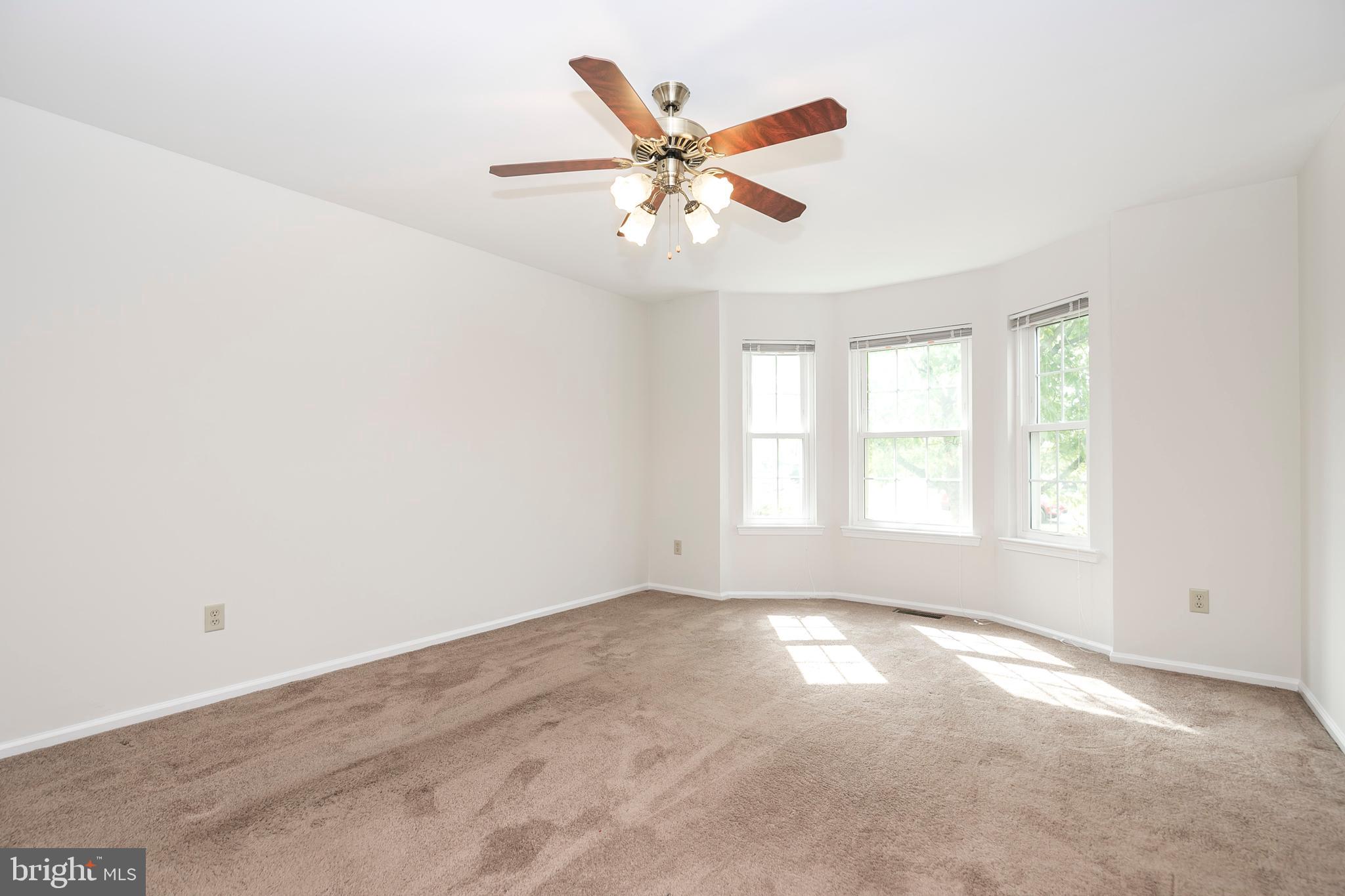 115 Yorktown Road Collegeville, PA 19426 - Photo 10 of 28 Living room