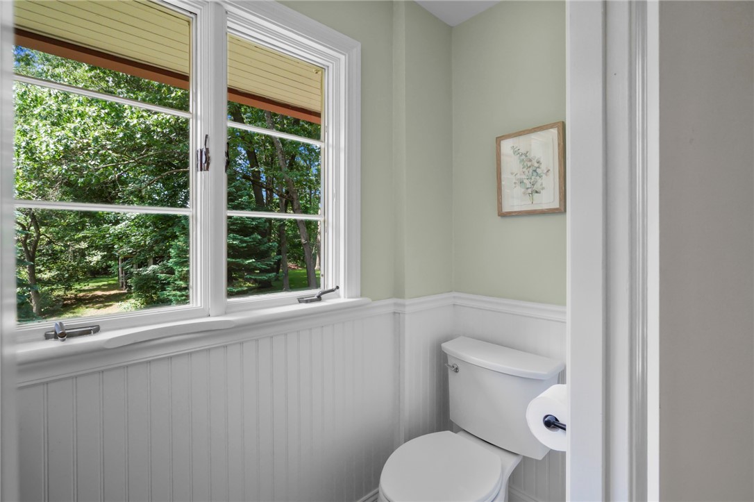 5 Echo Drive Barrington, RI 02806 - Photo 24 of 44