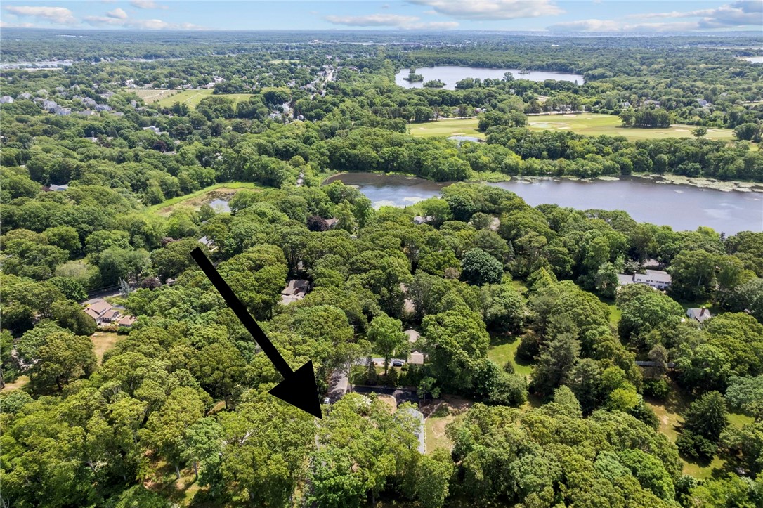 5 Echo Drive Barrington, RI 02806 - Photo 3 of 44 Proximity to Echo Lake