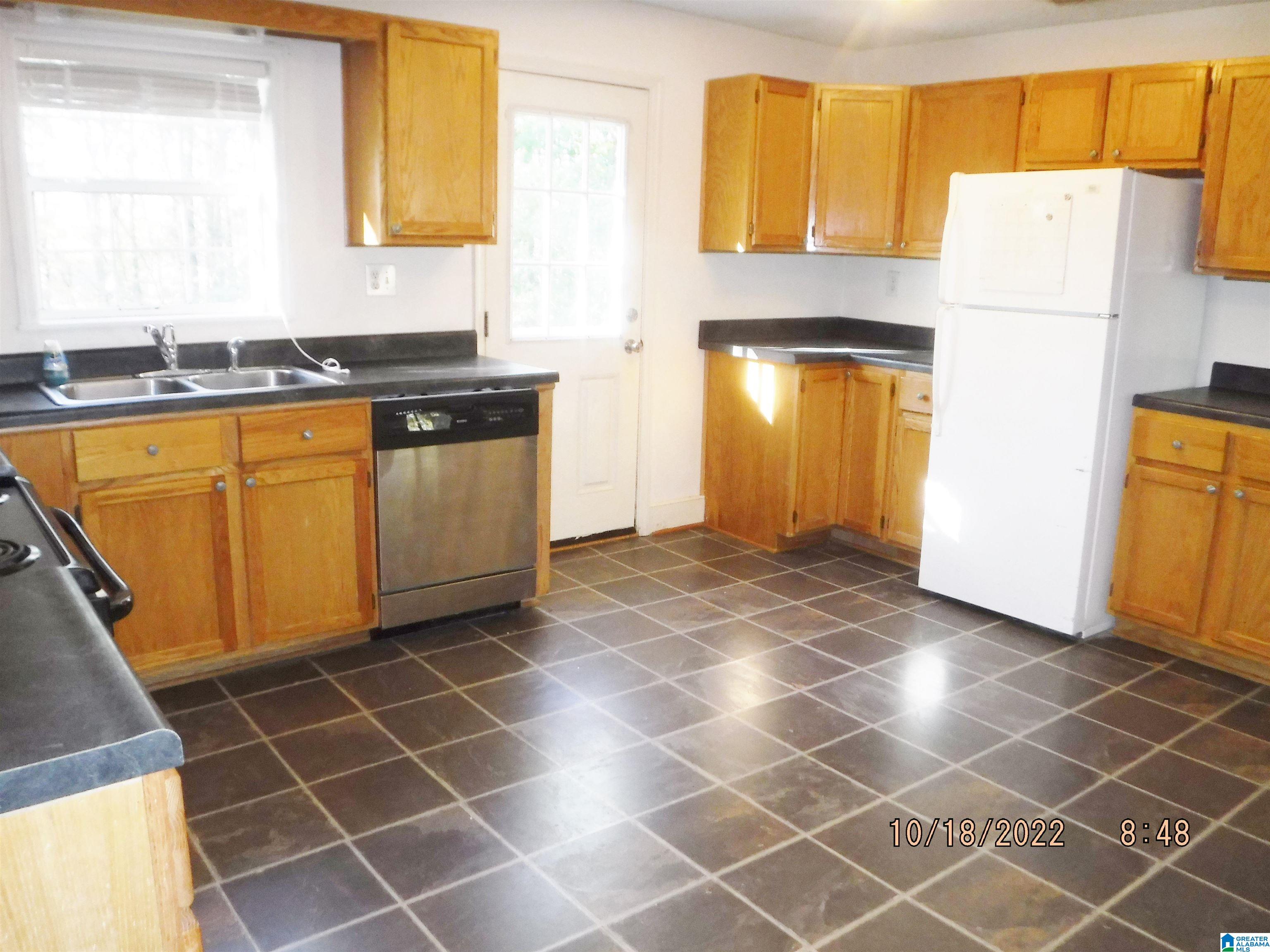 5221 Main Street Gadsden, AL 35903 - Photo 8 of 22