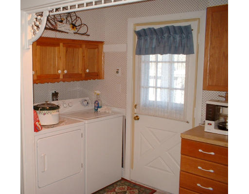 38 Victory Road Lynn, MA 01902 - Photo 4 of 10 Gallery Image 4