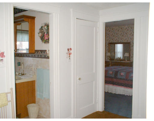 38 Victory Road Lynn, MA 01902 - Photo 7 of 10 Gallery Image 7