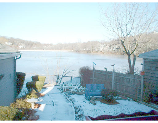 38 Victory Road Lynn, MA 01902 - Photo 9 of 10 Gallery Image 9