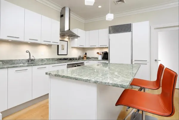 $3,995 | 192 West Springfield Street, Unit 2, Boston, MA 02118