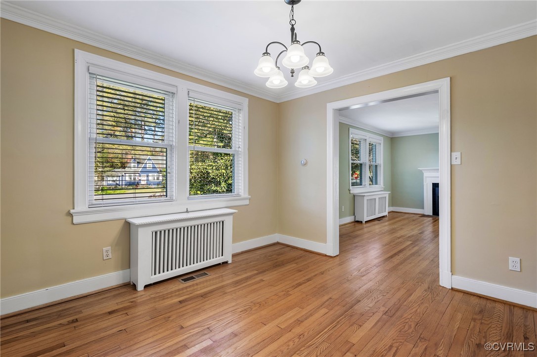 1109 Skipwith Road Henrico, VA 23229 - Photo 9 of 33 a view of livingroom with kitchen and hardwood