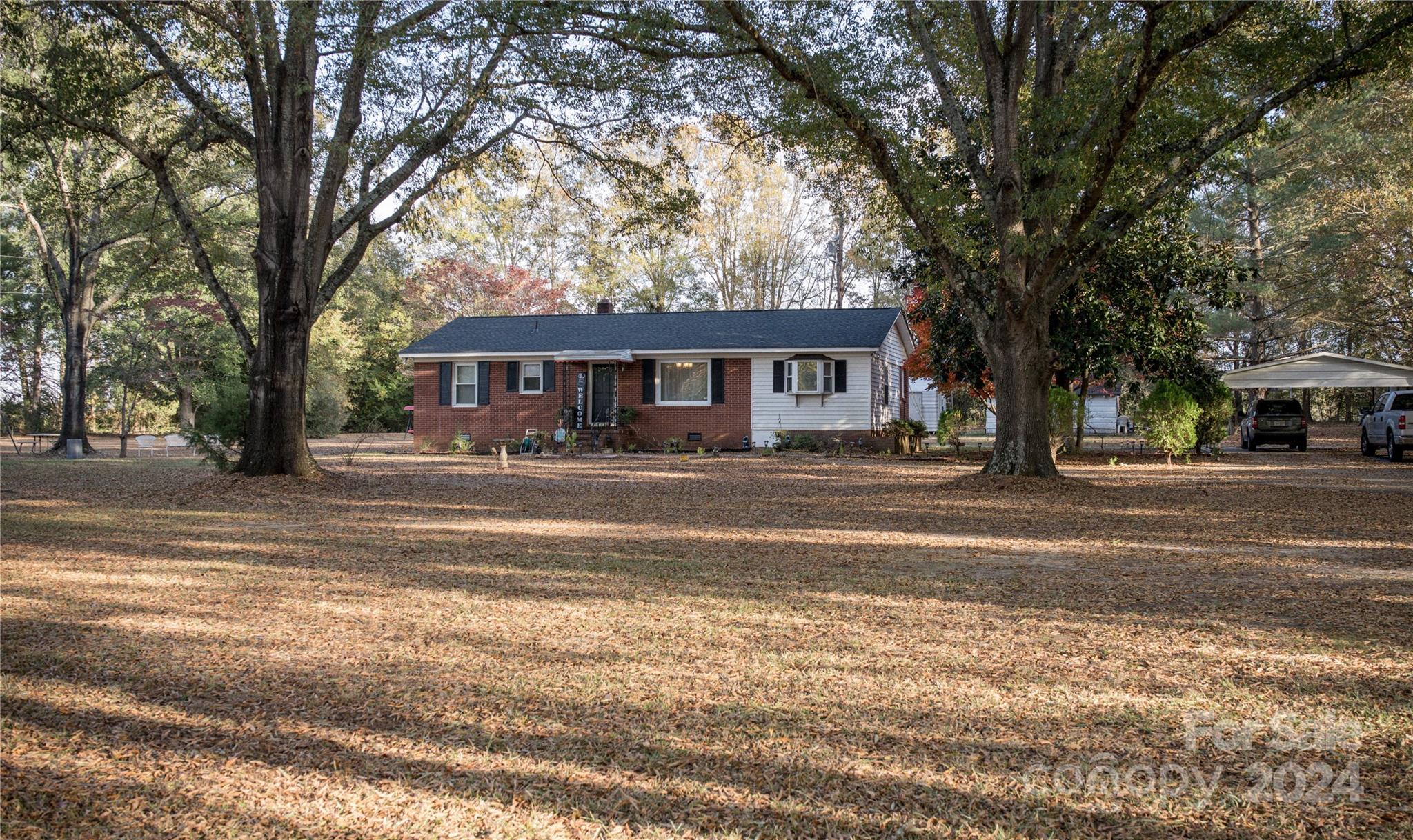 5775 Hightower Road Fort Lawn, SC 29714 - Photo 1 of 12 Gallery Image 1