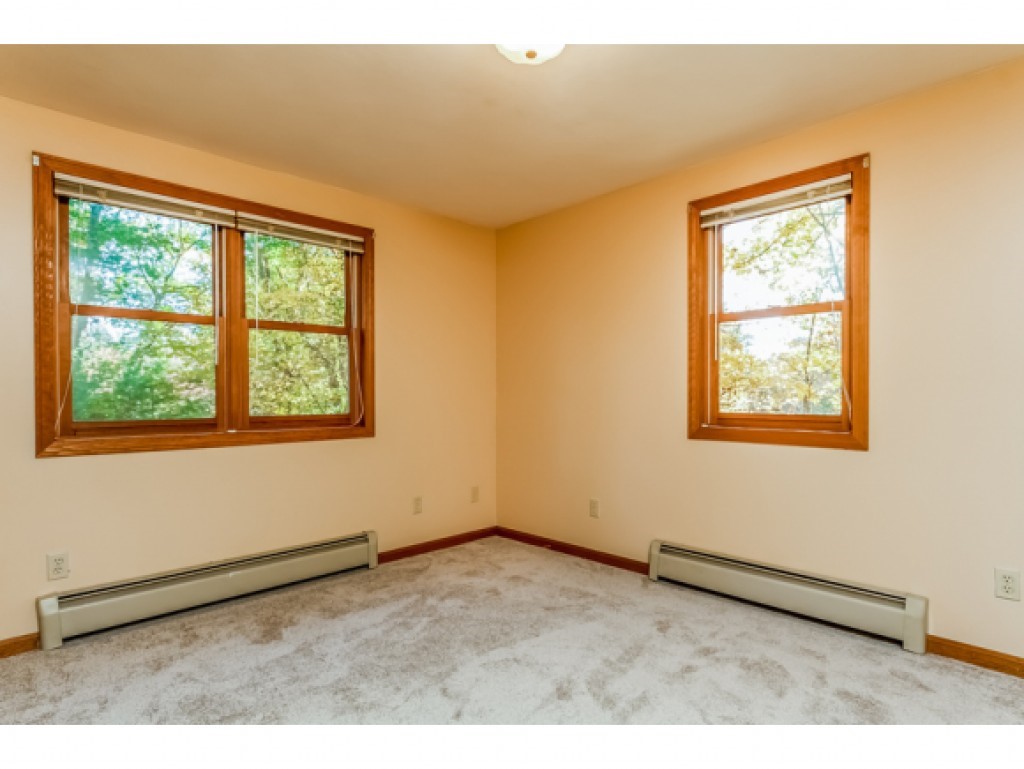 127 Haverhill Road Salem, NH 03079 - Photo 19 of 35