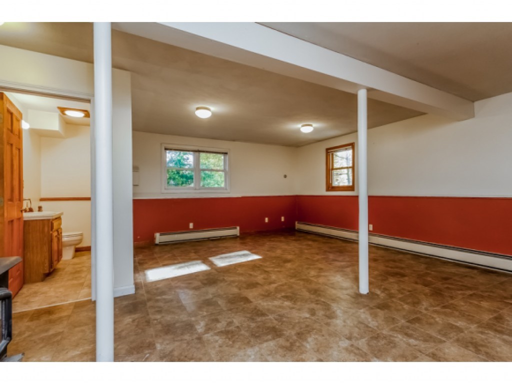 127 Haverhill Road Salem, NH 03079 - Photo 27 of 35