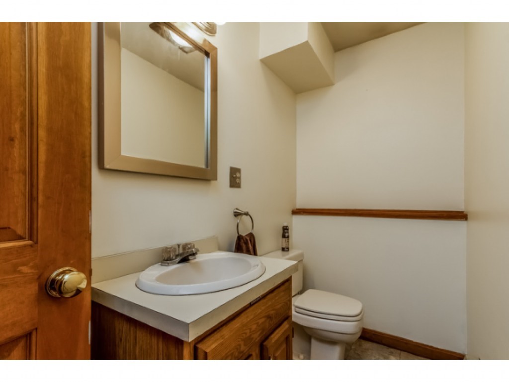 127 Haverhill Road Salem, NH 03079 - Photo 28 of 35