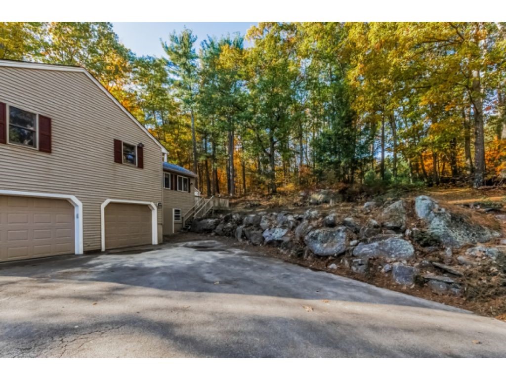 127 Haverhill Road Salem, NH 03079 - Photo 34 of 35
