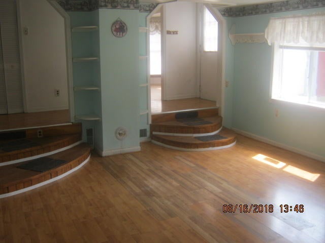 740 West Pere Cheney Road Roscommon, MI 48653 - Photo 5 of 11 Gallery Image 5