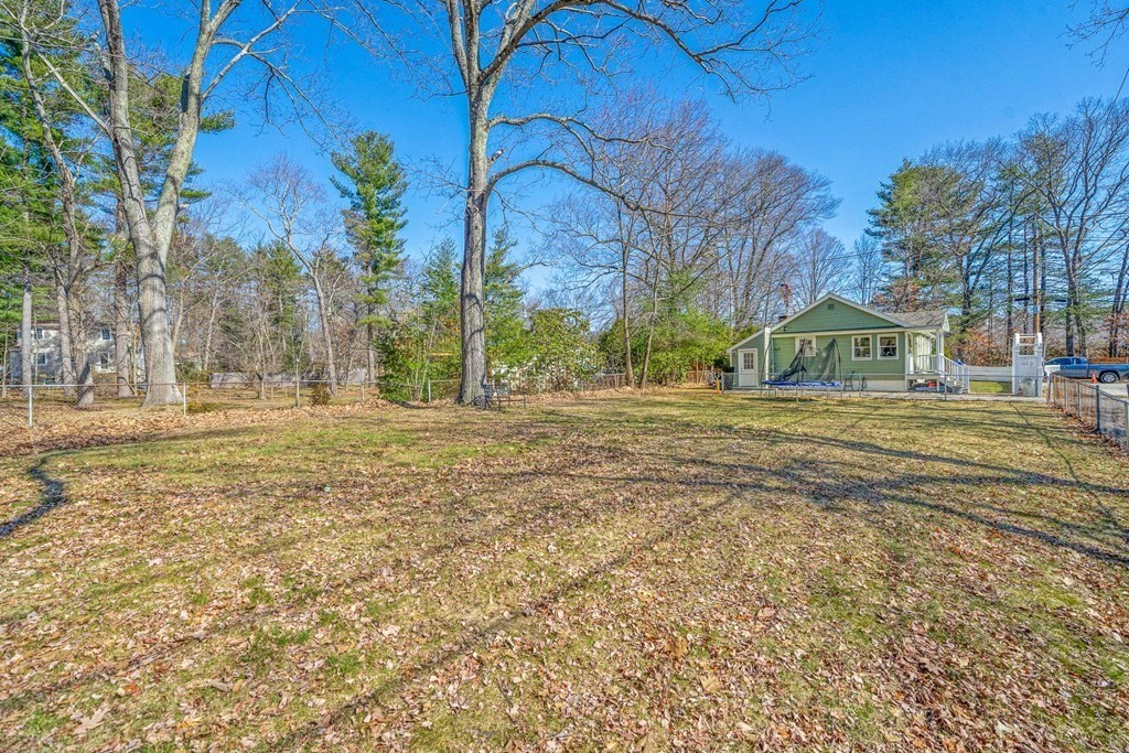 12 Lowell Road North Reading, MA 01864 - Photo 4 of 22 Gallery Image 4