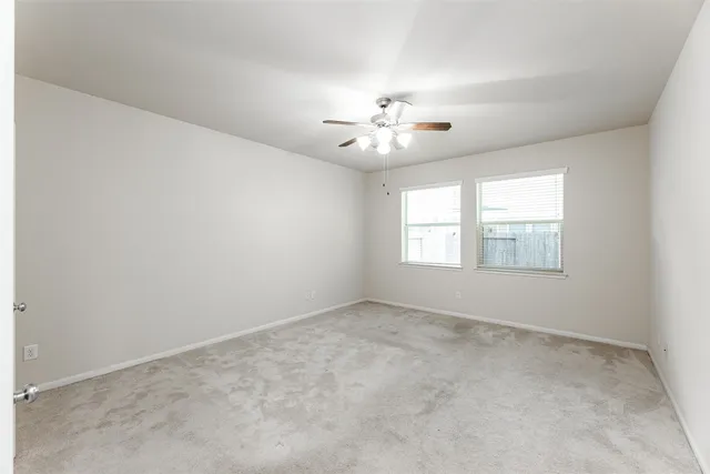 $2,000 | 6443 Wilshire Fern, Houston, TX 77040