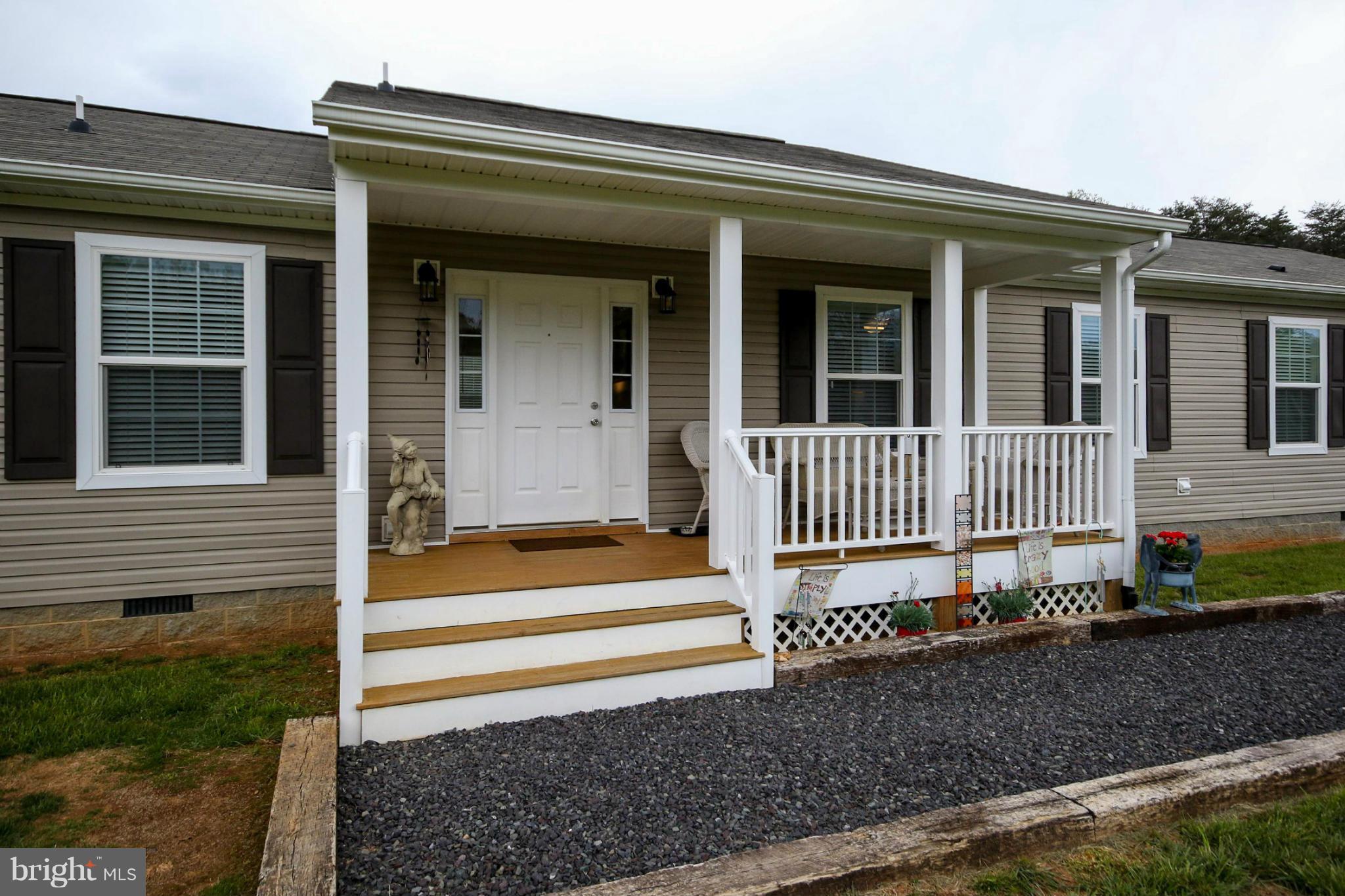 11057 Tower Road Unionville, VA 22567 - Photo 2 of 30 Exterior (Front)
