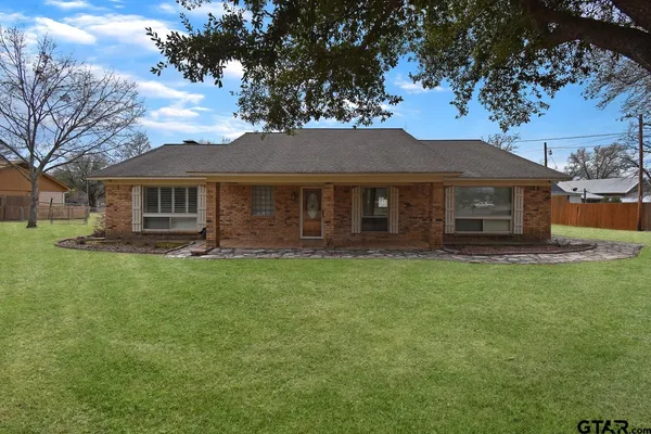 $2,350 | 16640 Quiet Bay Drive, Tyler, TX 75707