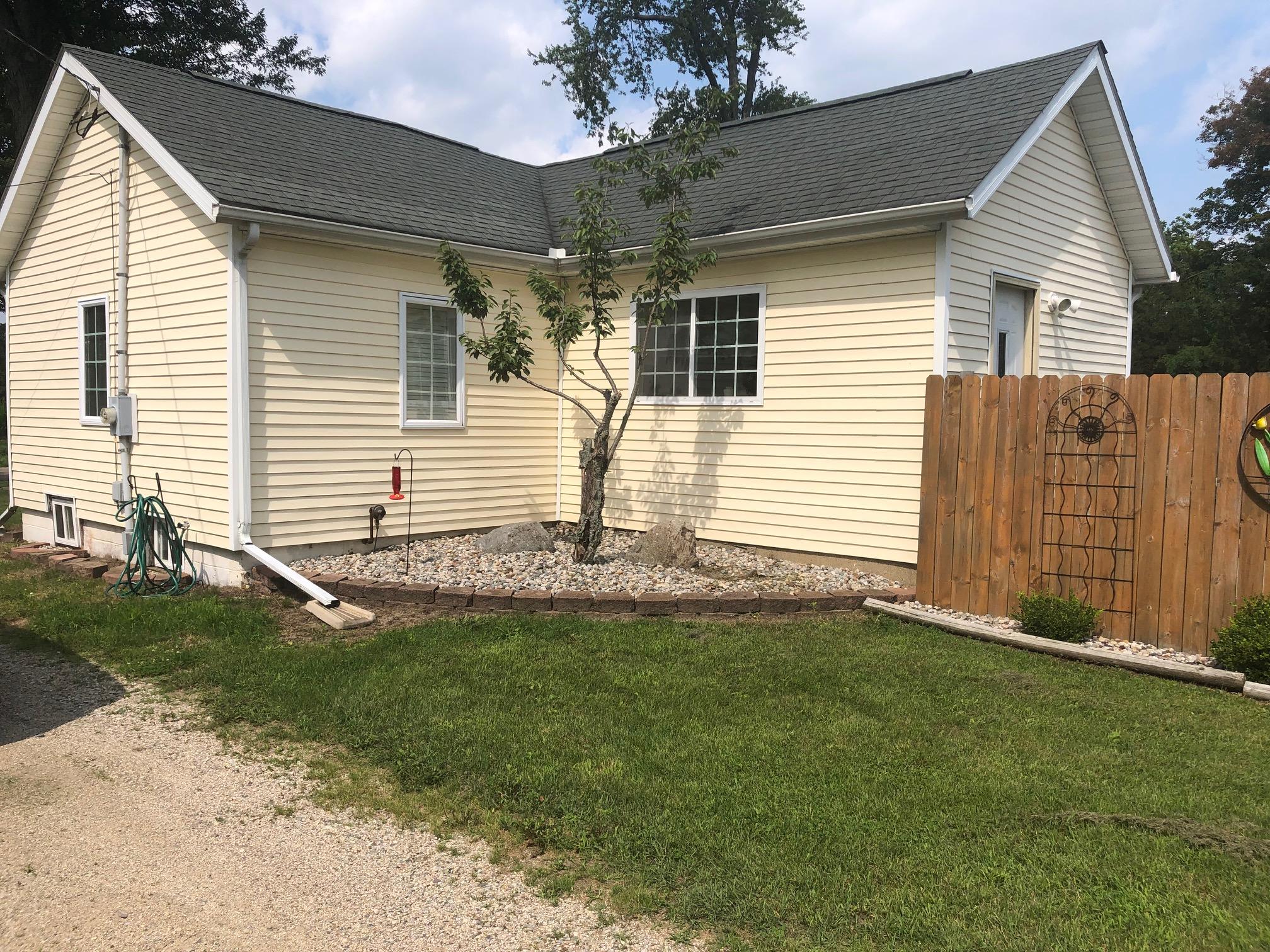 123 East Girard Road Union City, MI 49094 - Photo 3 of 19 IMG_6333