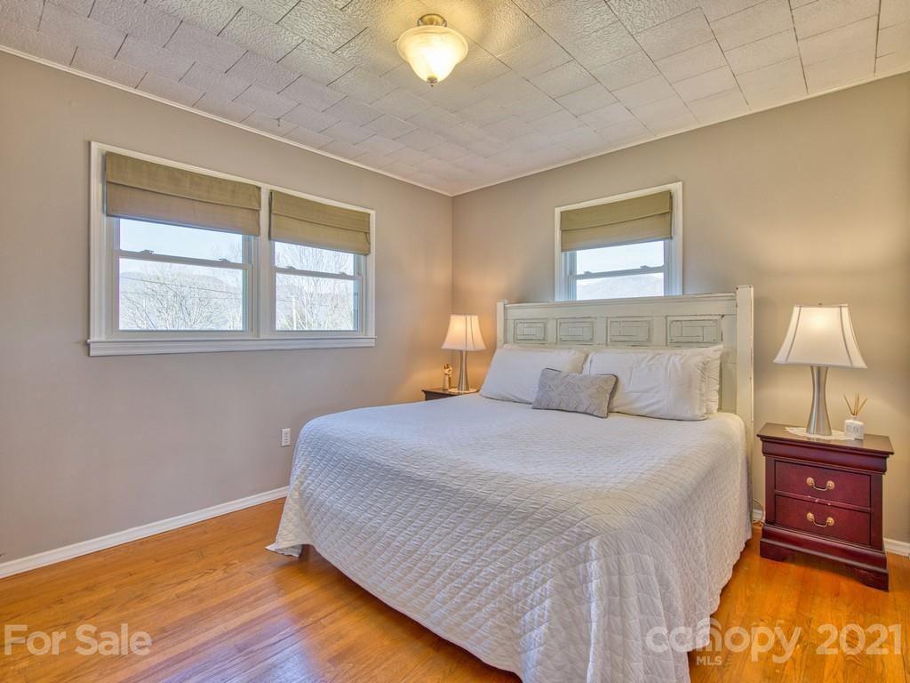 424 Phillipsville Loop Canton, NC 28716 - Photo 17 of 26