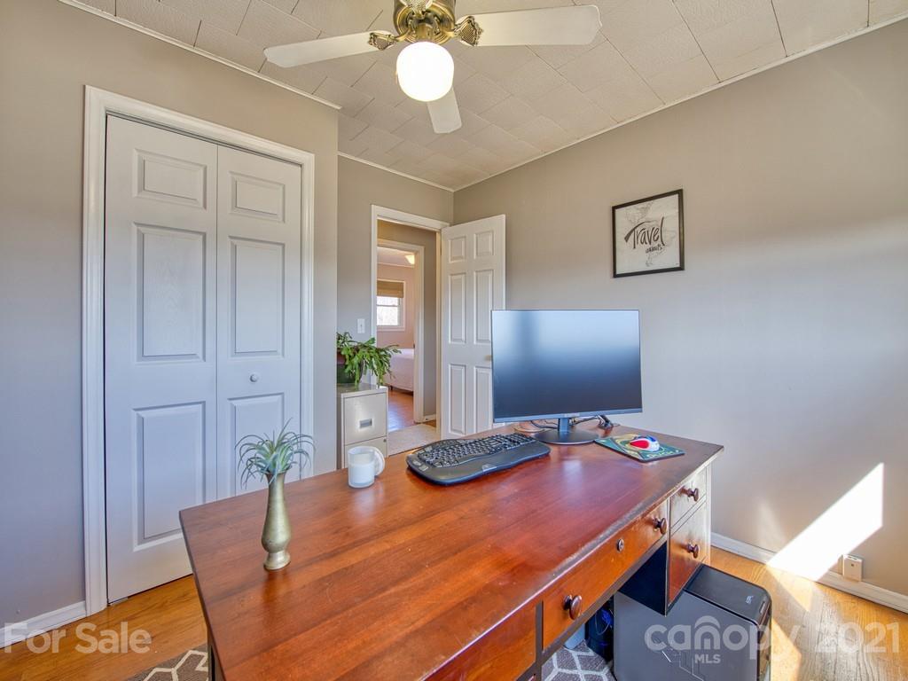 424 Phillipsville Loop Canton, NC 28716 - Photo 23 of 26