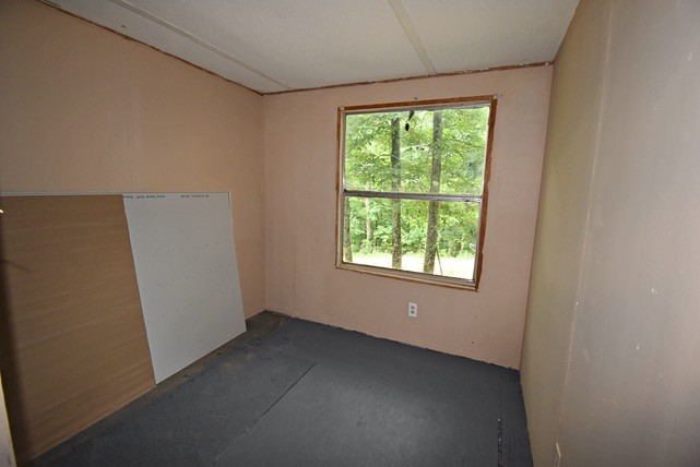 513 Fire Tower Road Linden, TN 37096 - Photo 7 of 14 Gallery Image 7