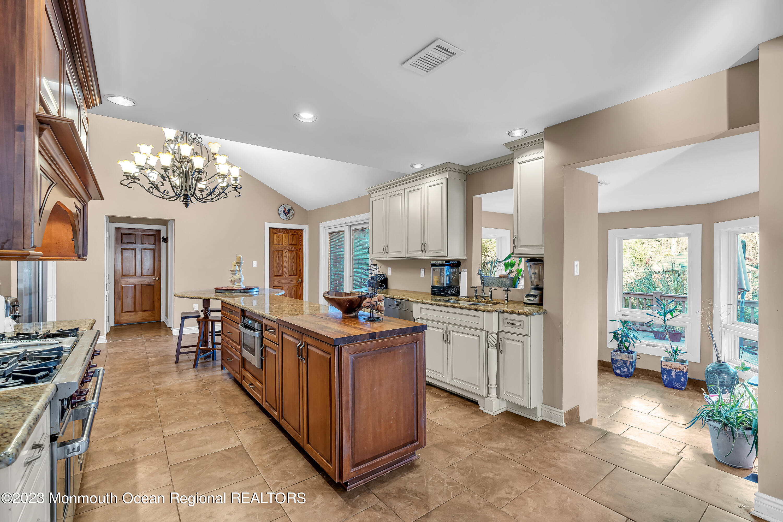 2 Beaver Hill Road Morganville, NJ 07751 - Photo 16 of 92 033_dsc06823
